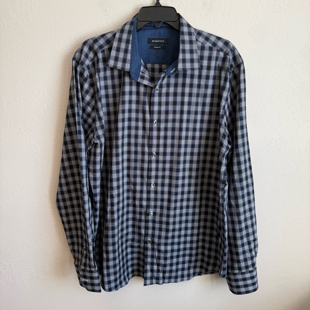 Men’s XL Black and Blue Plaid Bugatchi Shaped Fit Preppy Casual Button Up Shirt